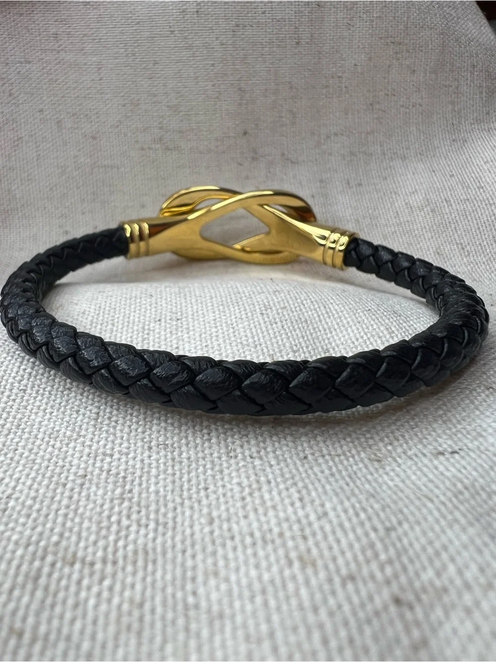 Stainless Steel Gold Knot Magnetic Clasp Black Braided Bangle NWOT